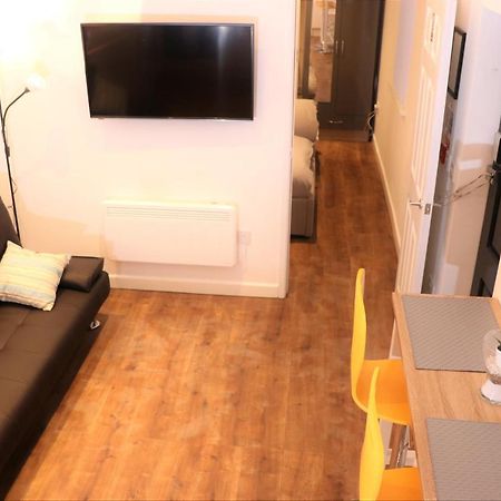 Modern Newgate Apartments - Convenient Location, Close To All Local Amenities Stoke-on-Trent Buitenkant foto