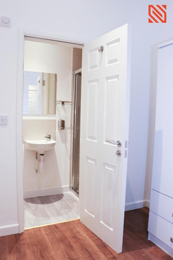 Modern Newgate Apartments - Convenient Location, Close To All Local Amenities Stoke-on-Trent Buitenkant foto