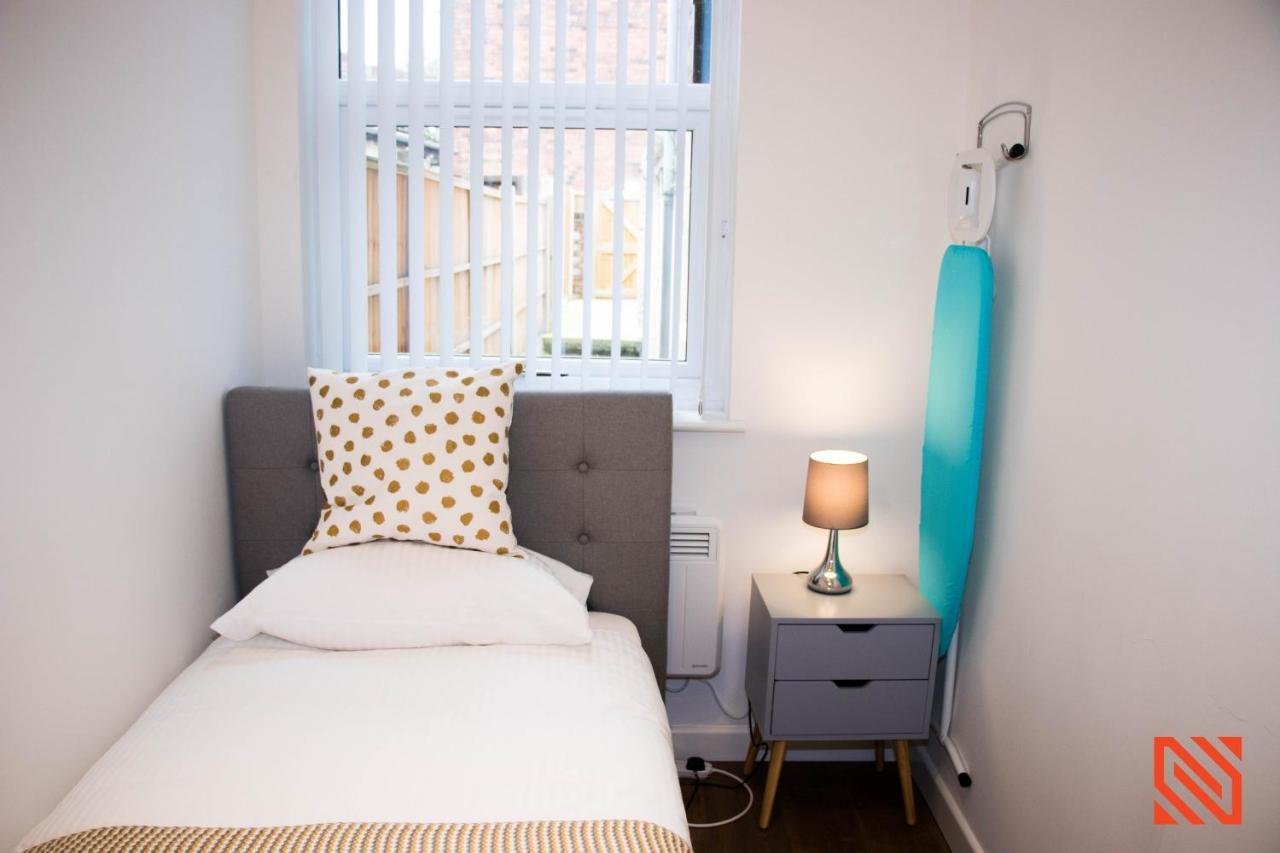 Modern Newgate Apartments - Convenient Location, Close To All Local Amenities Stoke-on-Trent Buitenkant foto